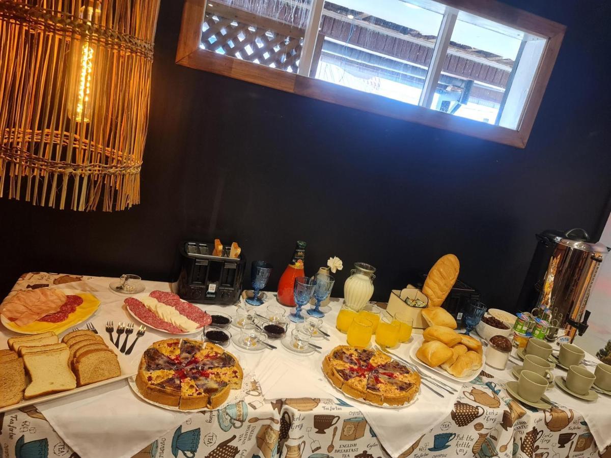 Hotel Boutique Tierra De Islas Chiloe Castro Bagian luar foto