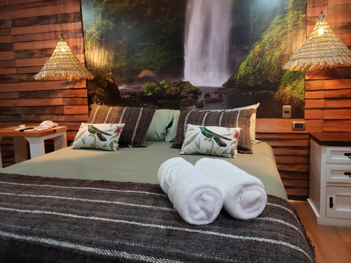 Hotel Boutique Tierra De Islas Chiloe Castro Bagian luar foto