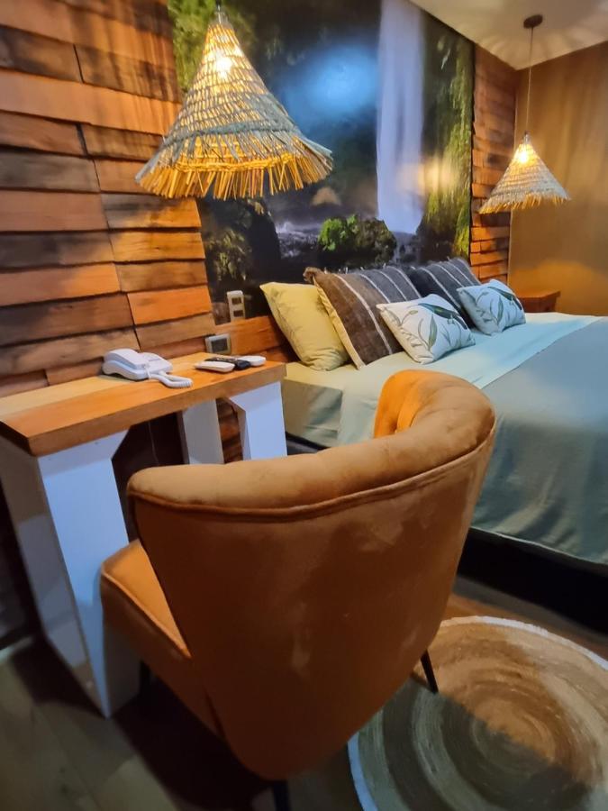 Hotel Boutique Tierra De Islas Chiloe Castro Bagian luar foto