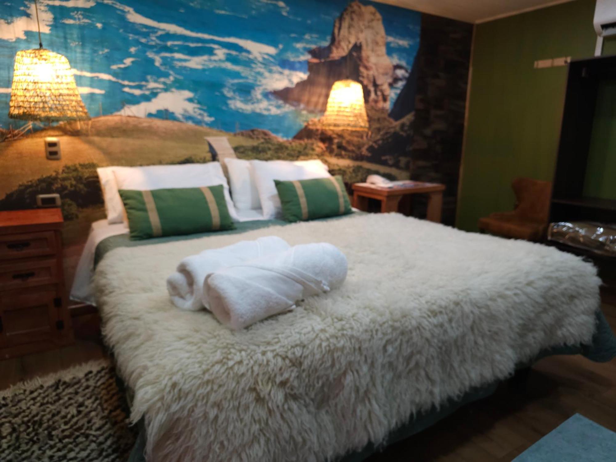 Hotel Boutique Tierra De Islas Chiloe Castro Bagian luar foto