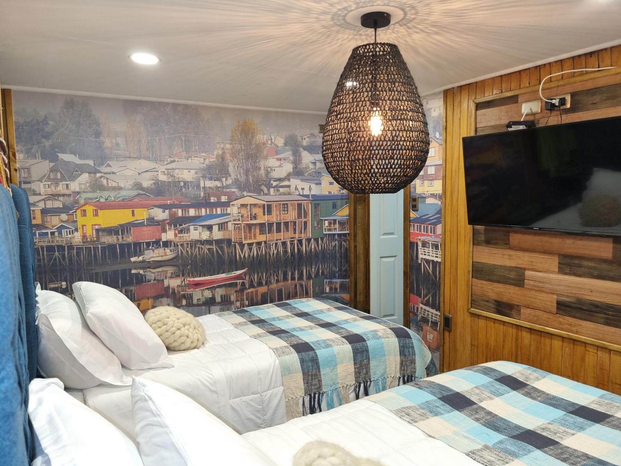 Hotel Boutique Tierra De Islas Chiloe Castro Bagian luar foto