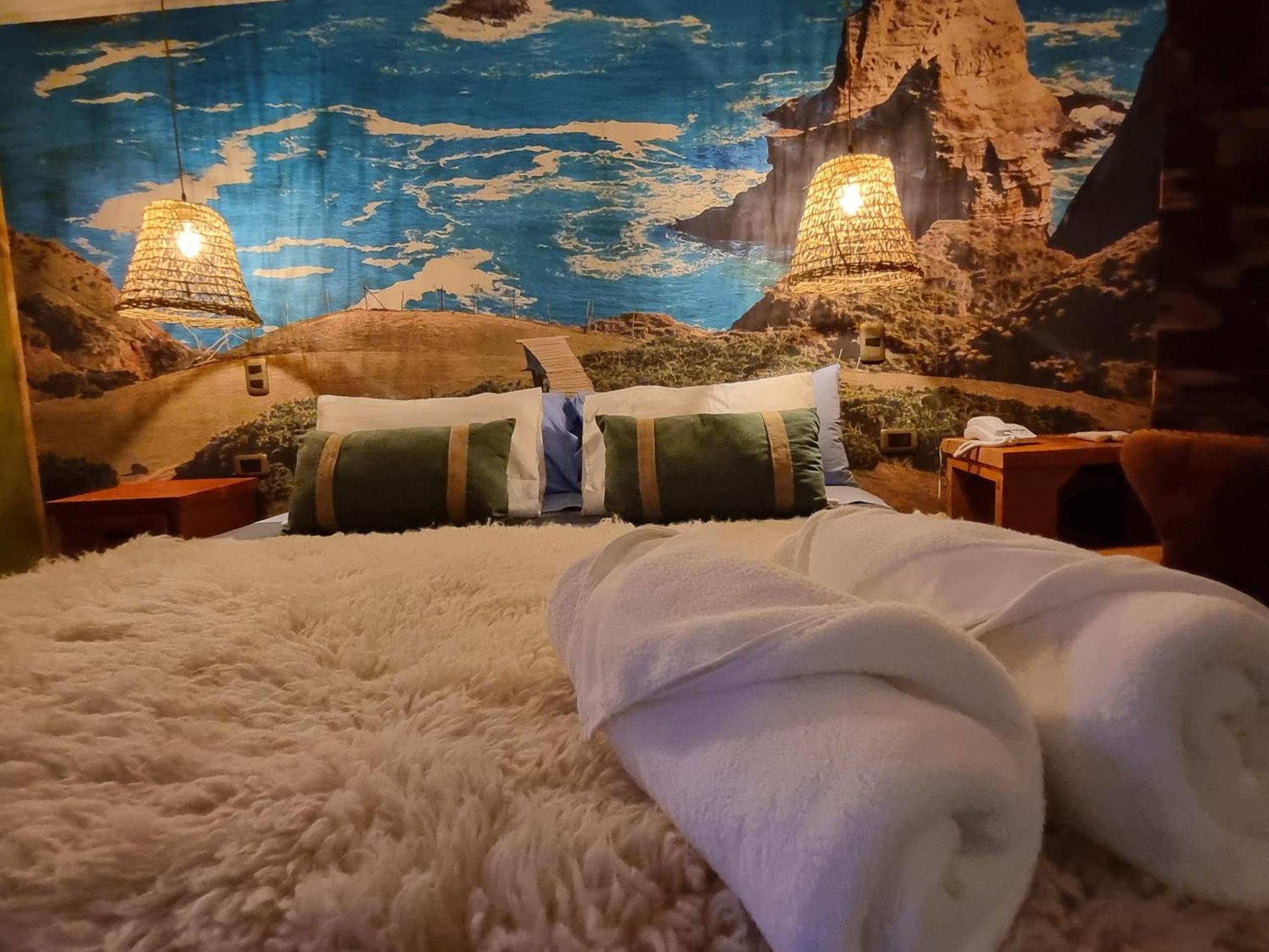 Hotel Boutique Tierra De Islas Chiloe Castro Bagian luar foto