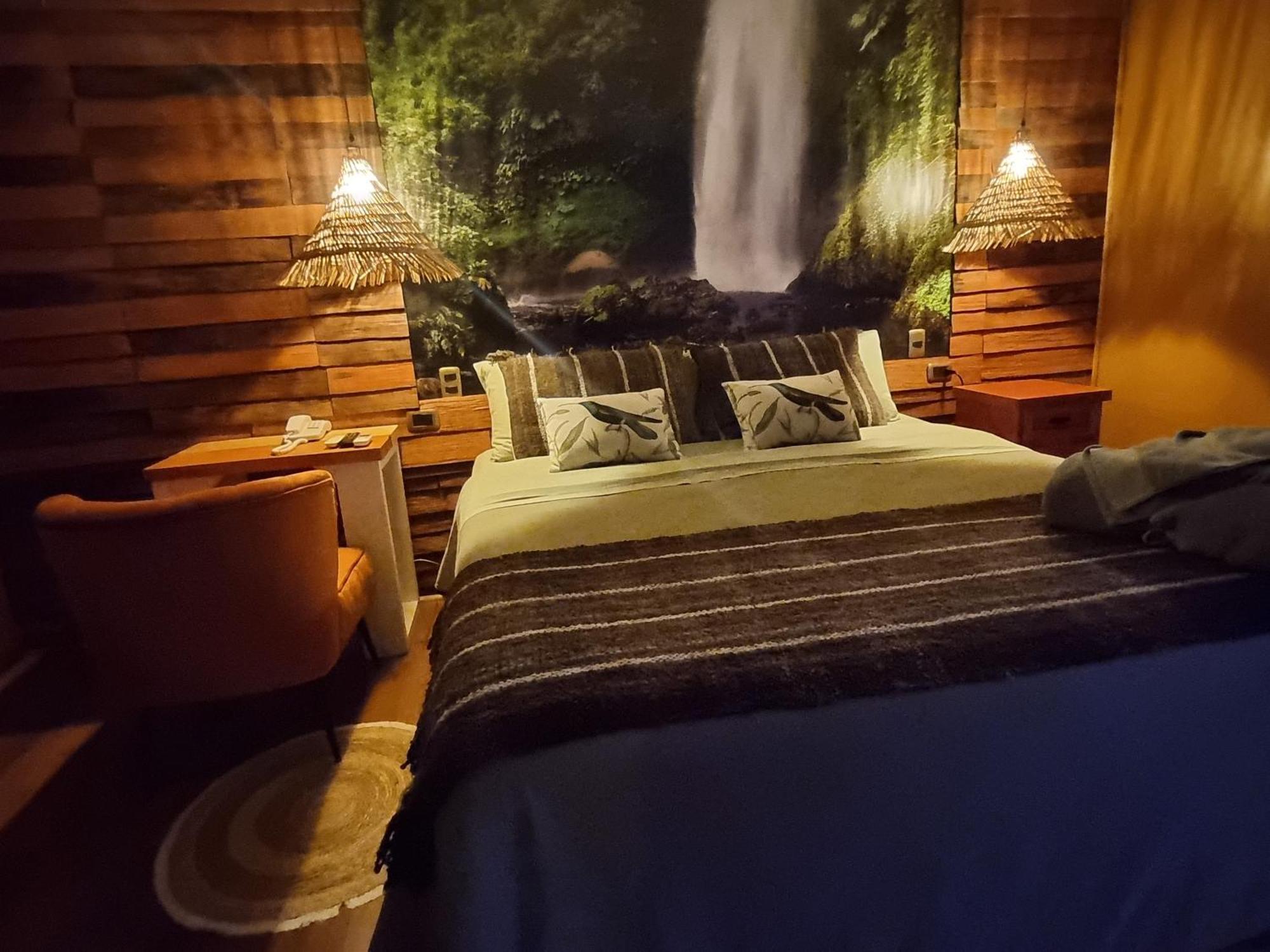 Hotel Boutique Tierra De Islas Chiloe Castro Bagian luar foto