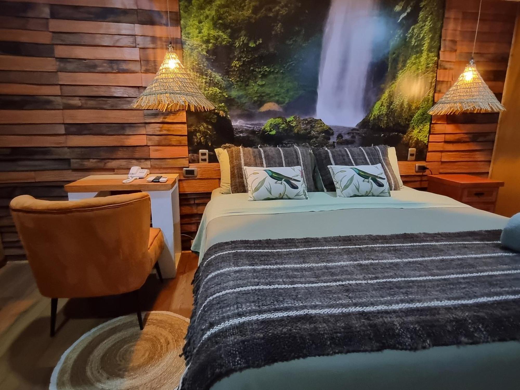 Hotel Boutique Tierra De Islas Chiloe Castro Bagian luar foto
