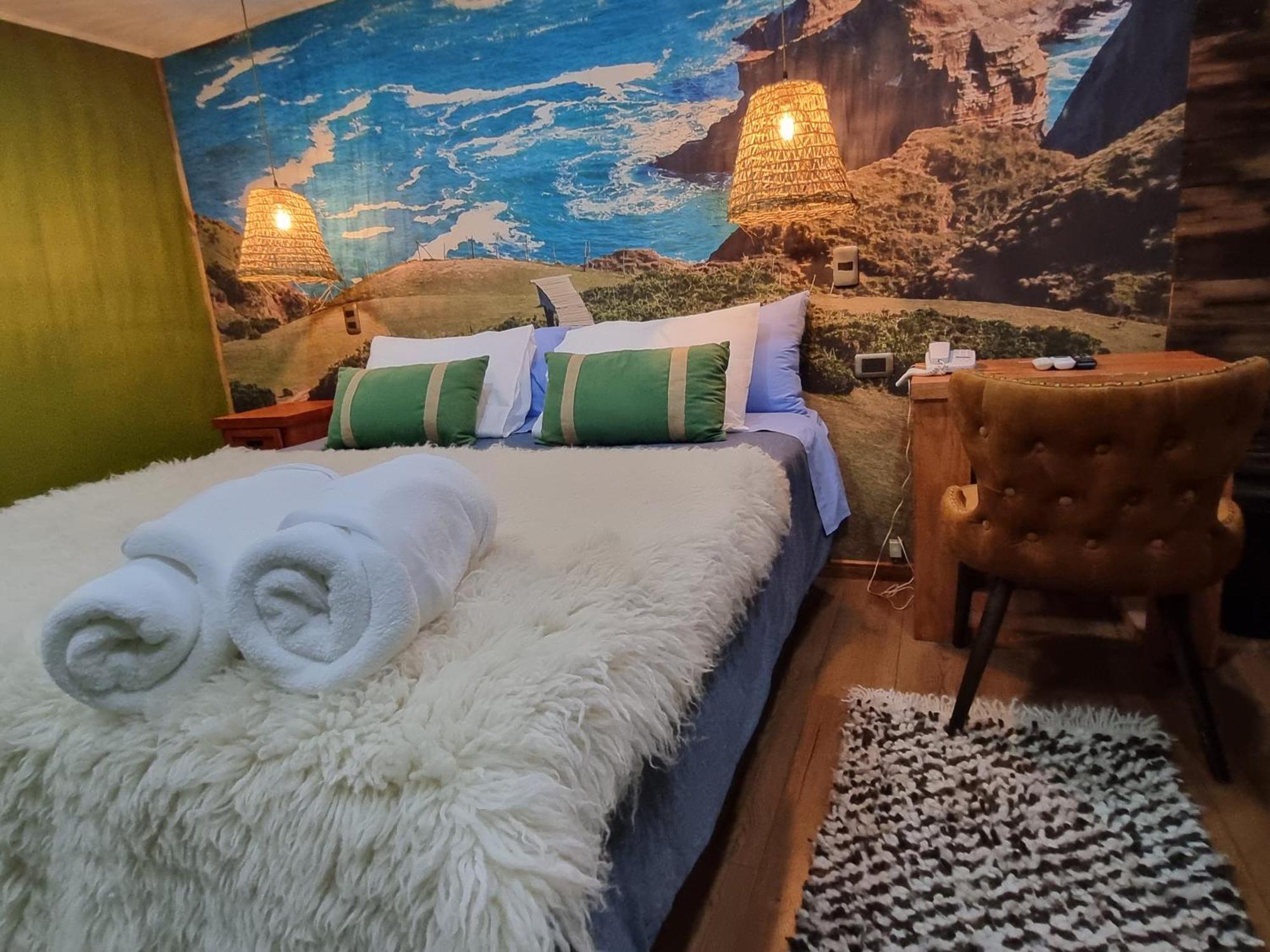 Hotel Boutique Tierra De Islas Chiloe Castro Bagian luar foto
